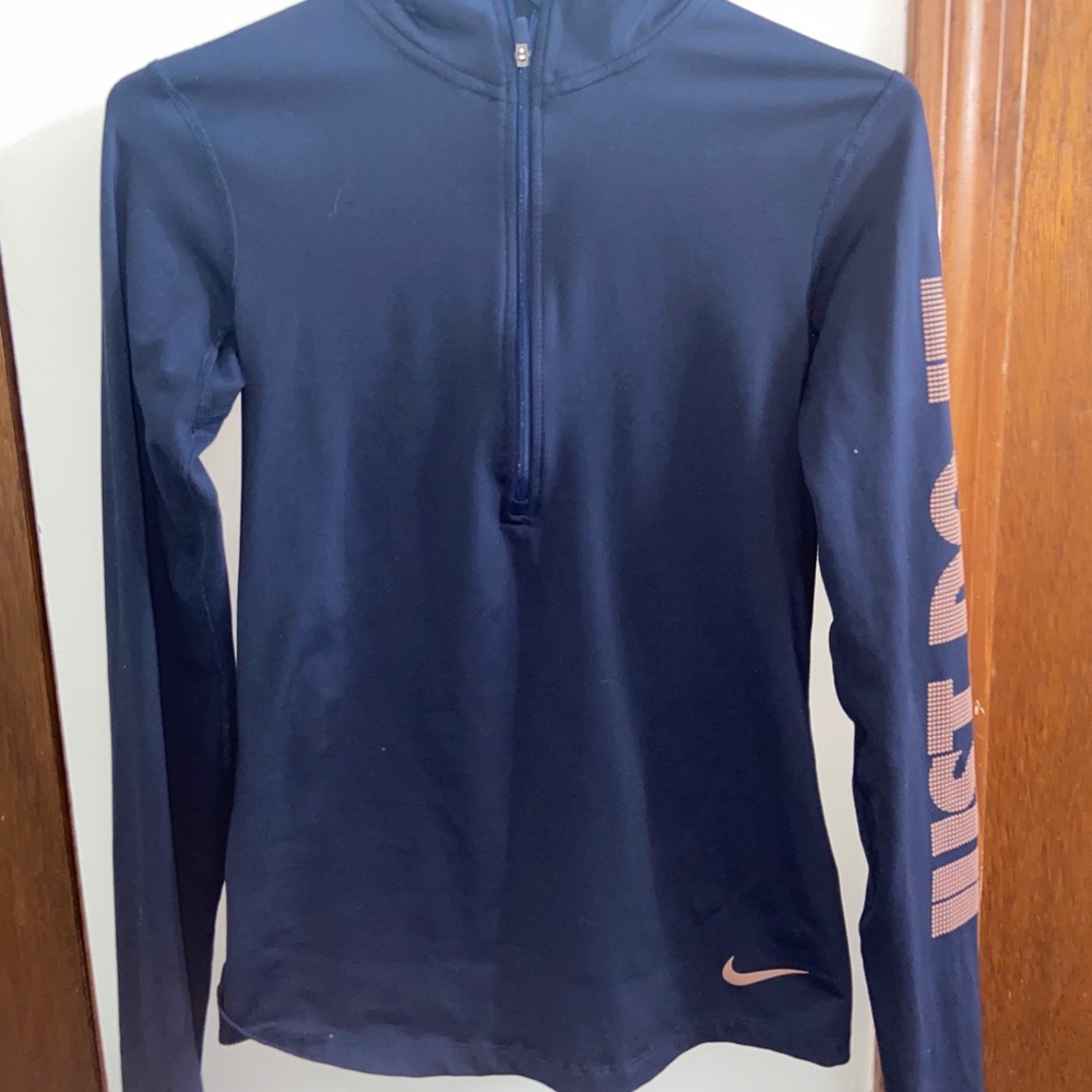 nike quarter zip